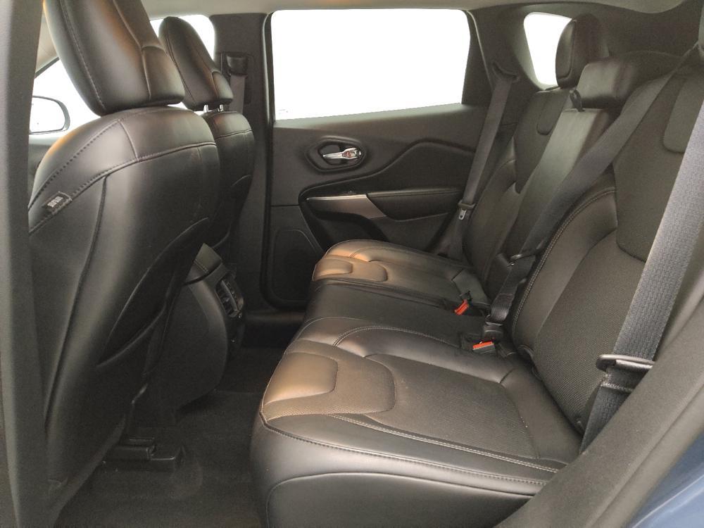 used 2021 Jeep Cherokee car, priced at $25,295