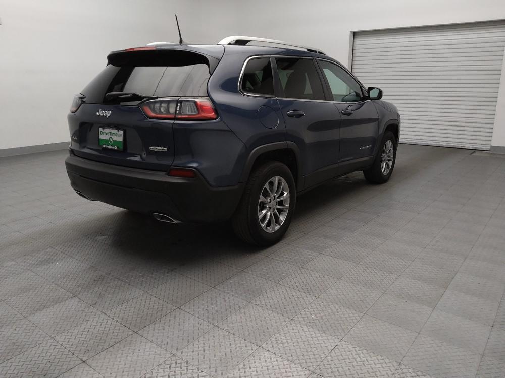used 2021 Jeep Cherokee car, priced at $25,295