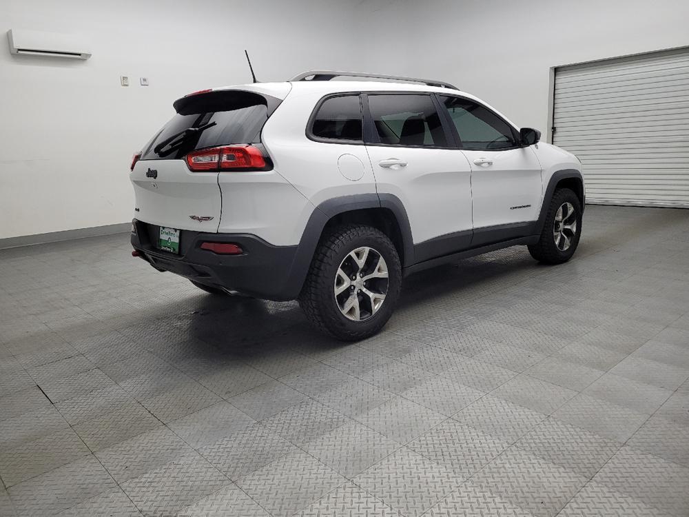 used 2018 Jeep Cherokee car, priced at $20,495