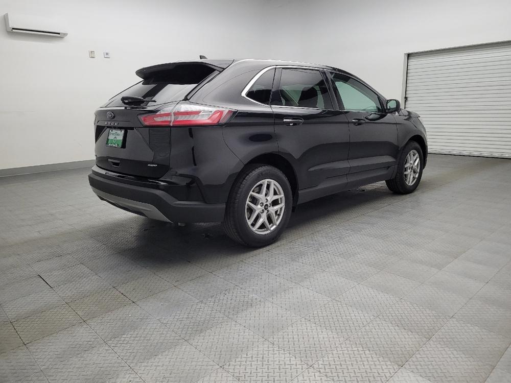 used 2024 Ford Edge car, priced at $29,795
