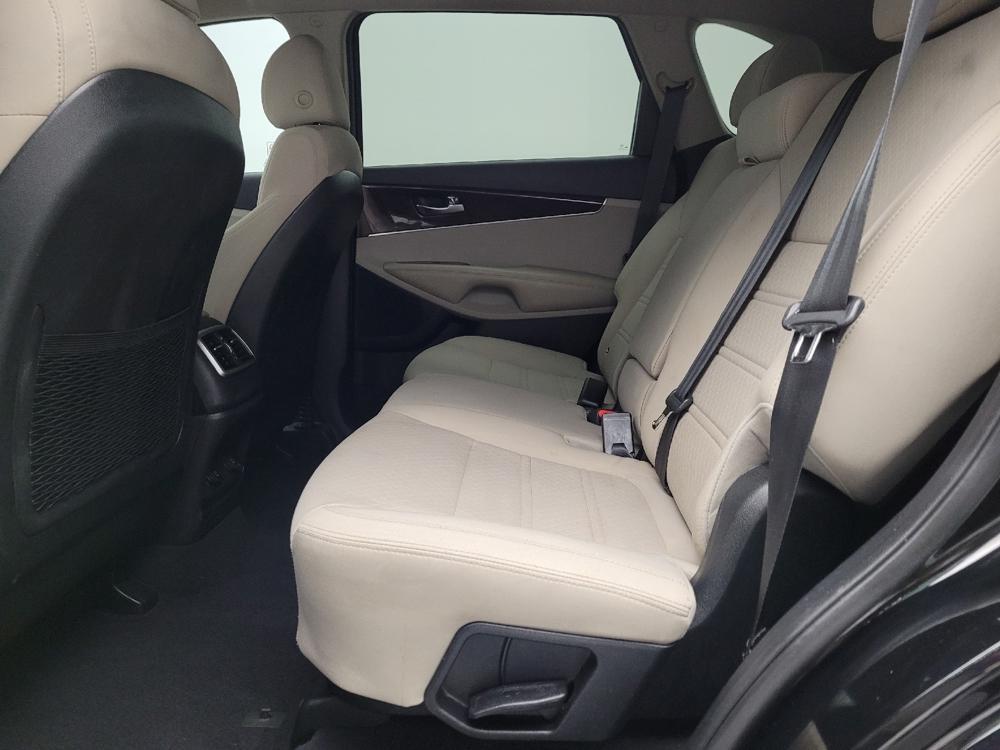 used 2018 Kia Sorento car, priced at $16,295