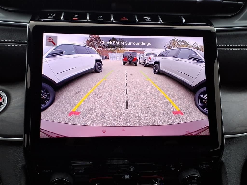 new 2025 Jeep Grand Cherokee L car, priced at $47,176