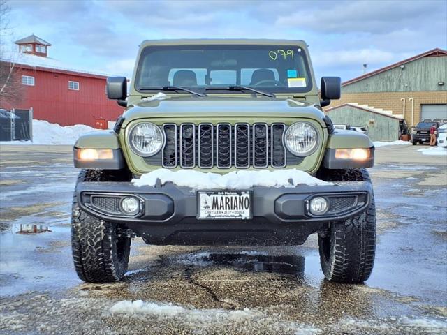 new 2025 Jeep Gladiator car, priced at $44,180