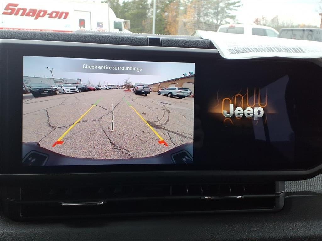 new 2025 Jeep Gladiator car, priced at $45,290