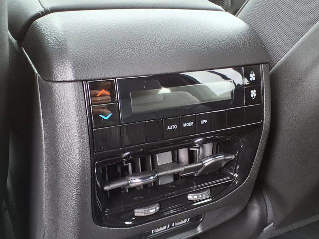 new 2025 Jeep Grand Cherokee L car, priced at $45,622