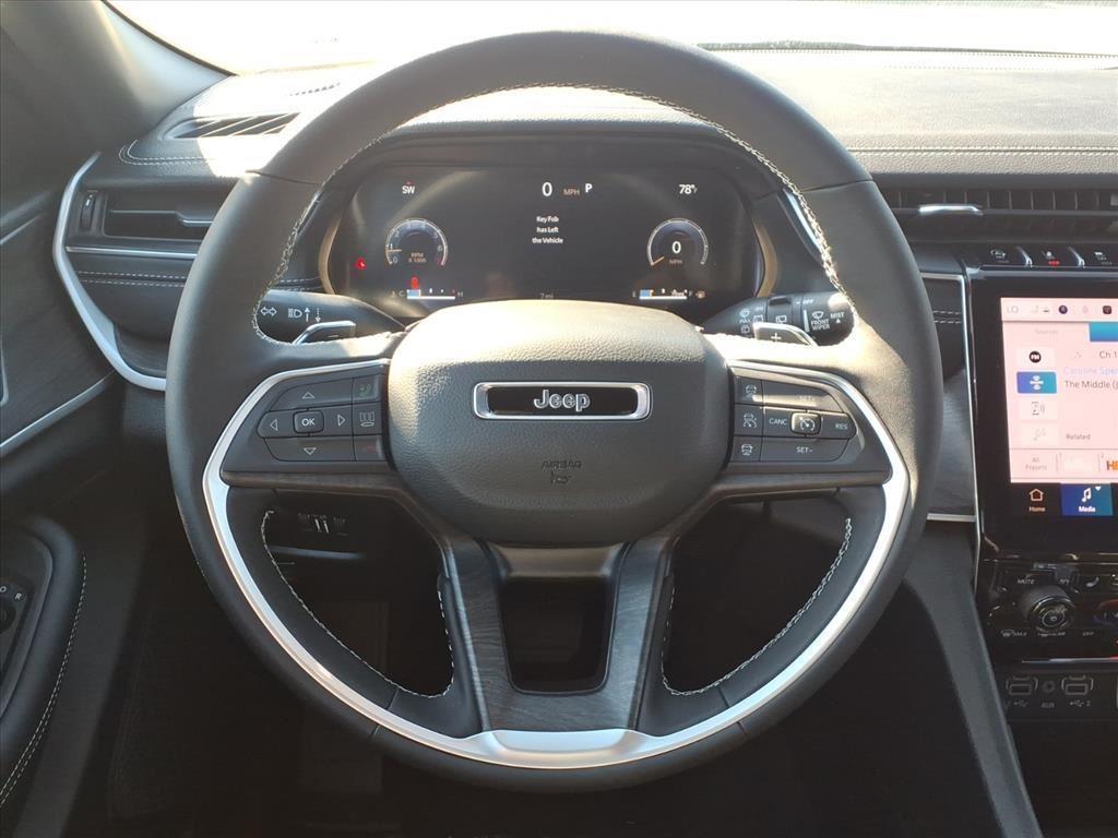new 2025 Jeep Grand Cherokee car, priced at $46,879
