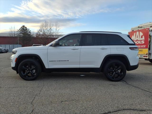 used 2024 Jeep Grand Cherokee car, priced at $44,999