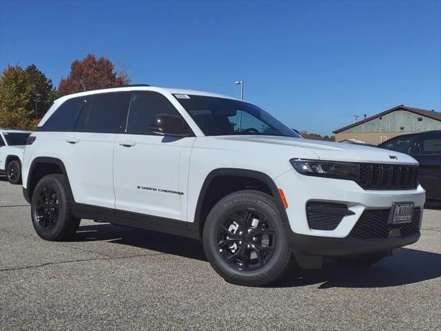 new 2025 Jeep Grand Cherokee car, priced at $45,935