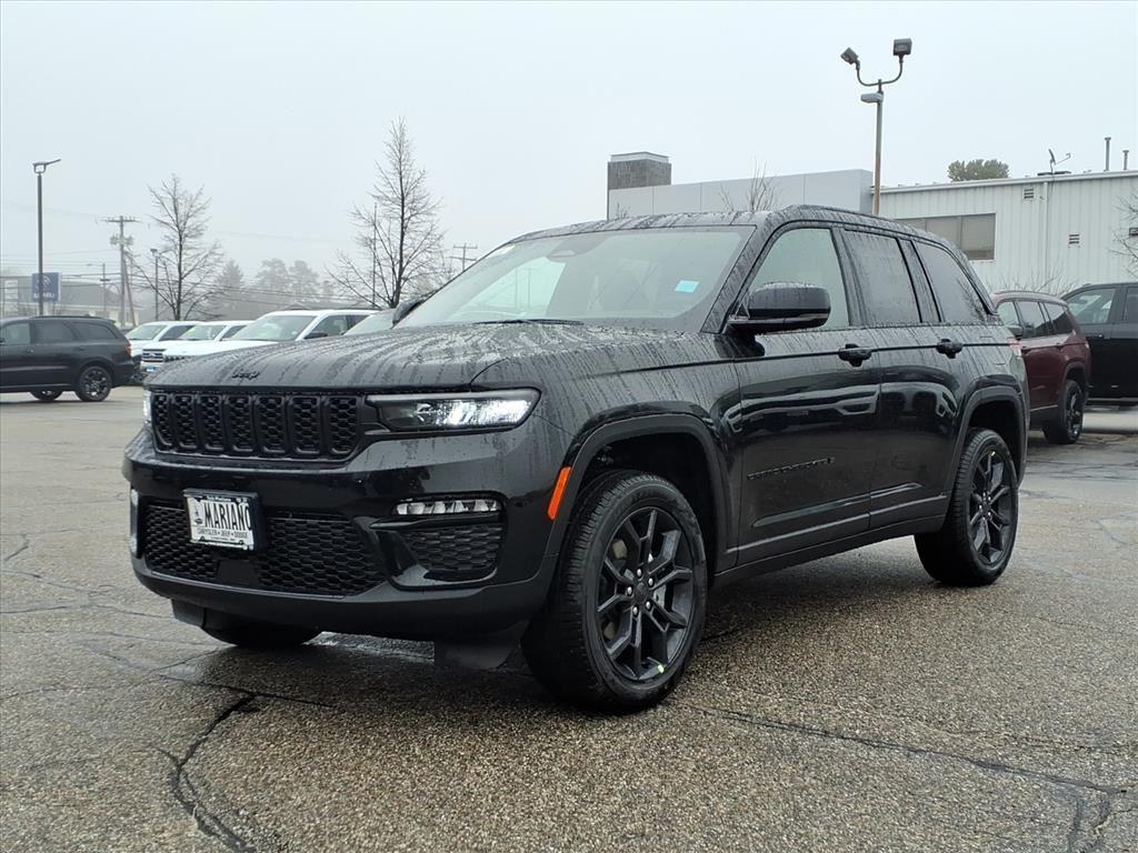 new 2025 Jeep Grand Cherokee car, priced at $50,127