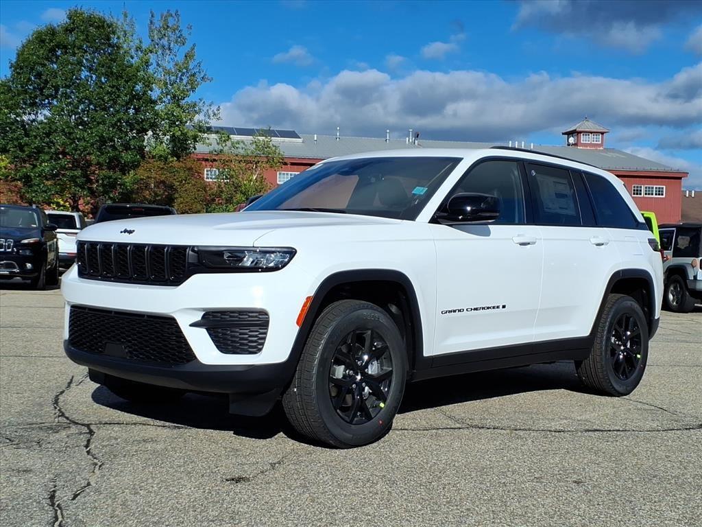 new 2025 Jeep Grand Cherokee car, priced at $42,463