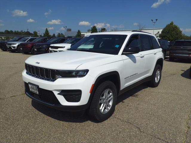 new 2024 Jeep Grand Cherokee car, priced at $43,625