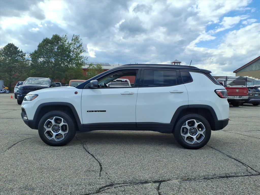 used 2022 Jeep Compass car, priced at $25,999