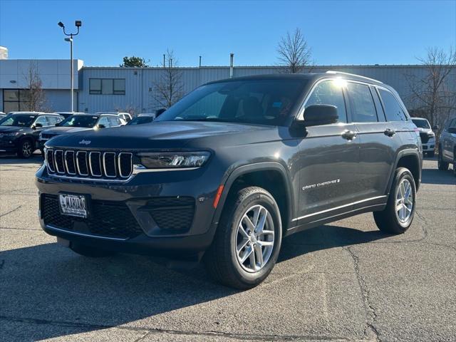 new 2025 Jeep Grand Cherokee car, priced at $43,970