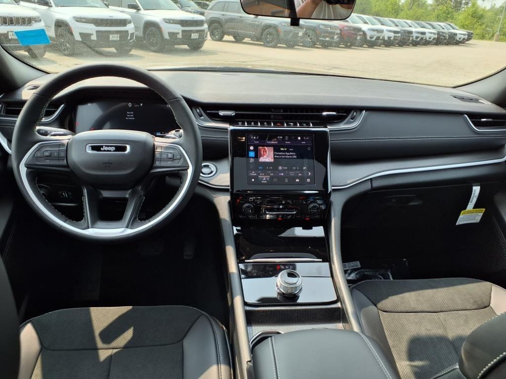 new 2025 Jeep Grand Cherokee L car, priced at $43,042