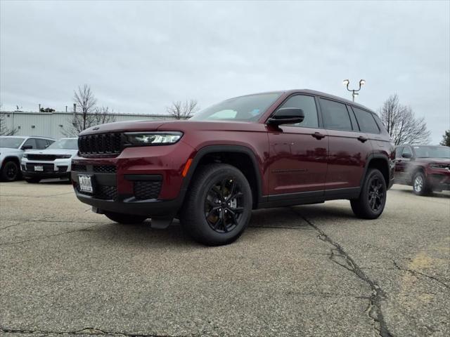 new 2025 Jeep Grand Cherokee car, priced at $42,883