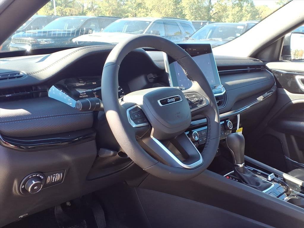 new 2025 Jeep Compass car, priced at $37,860