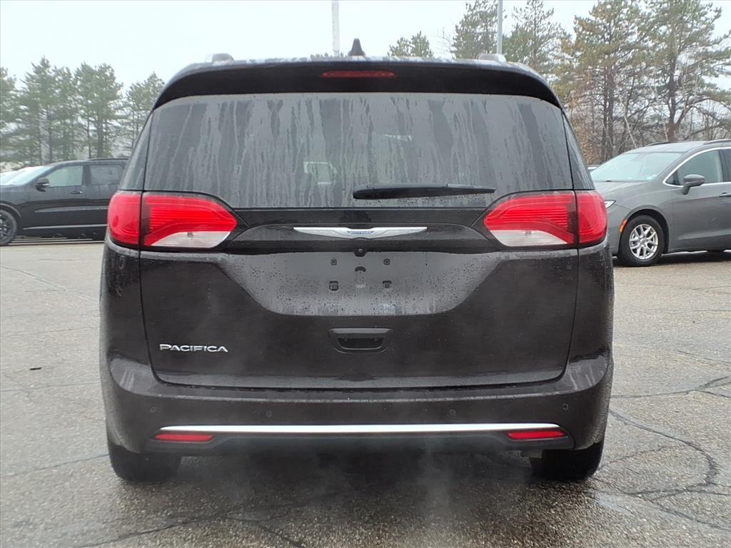 used 2018 Chrysler Pacifica car, priced at $19,999
