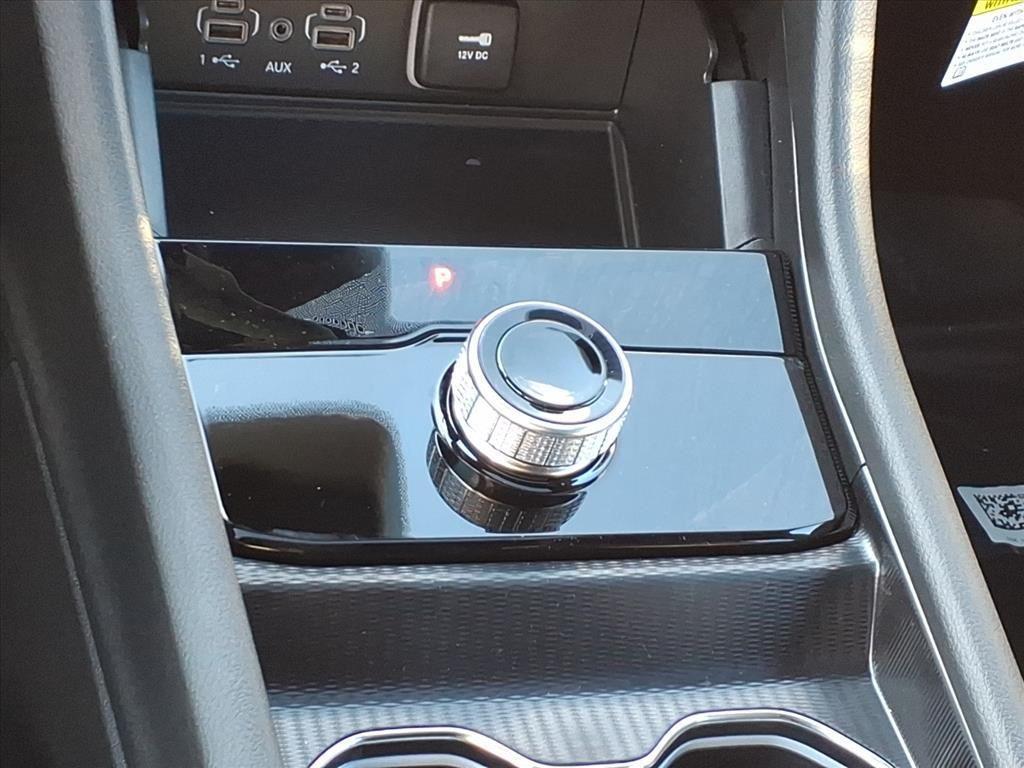 new 2025 Jeep Grand Cherokee car, priced at $39,889