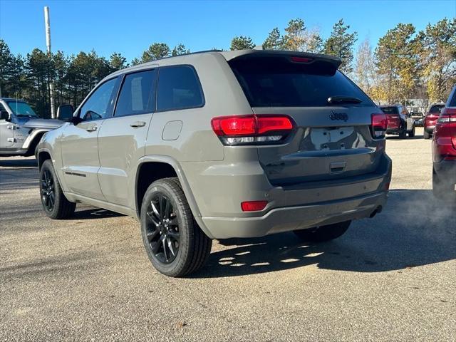 used 2022 Jeep Grand Cherokee car, priced at $30,999