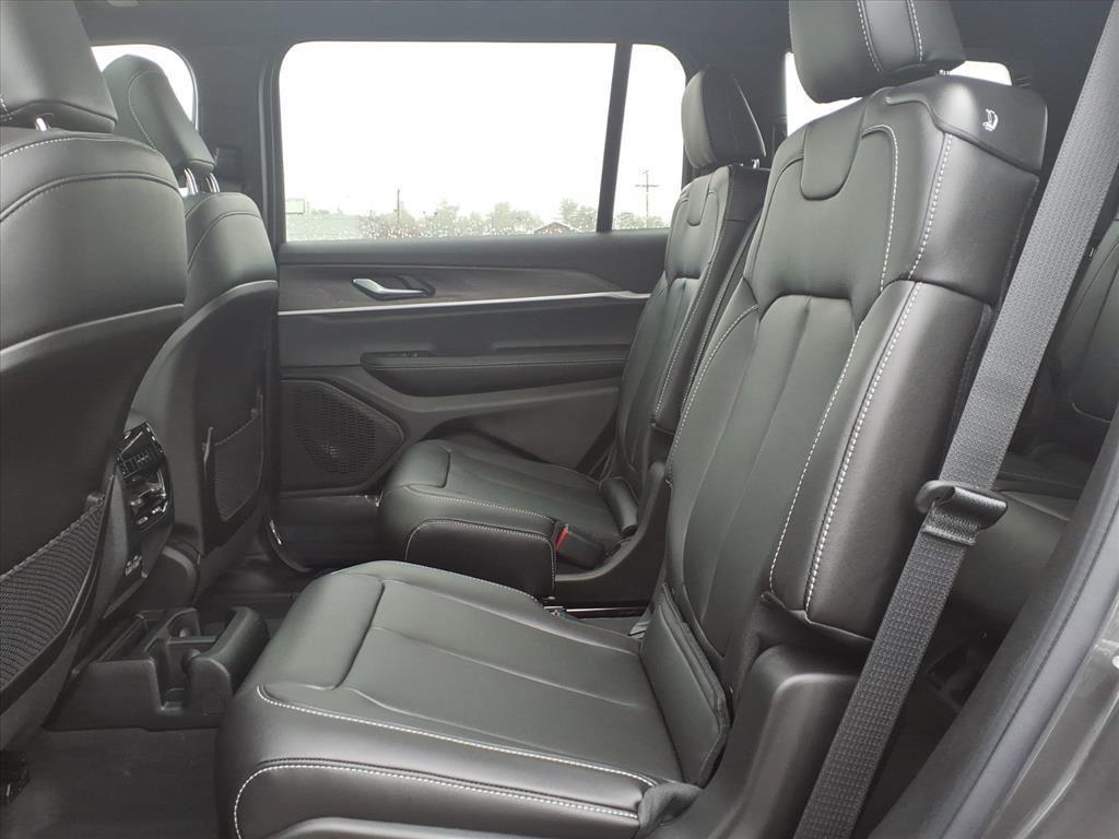 new 2025 Jeep Grand Cherokee L car, priced at $50,416