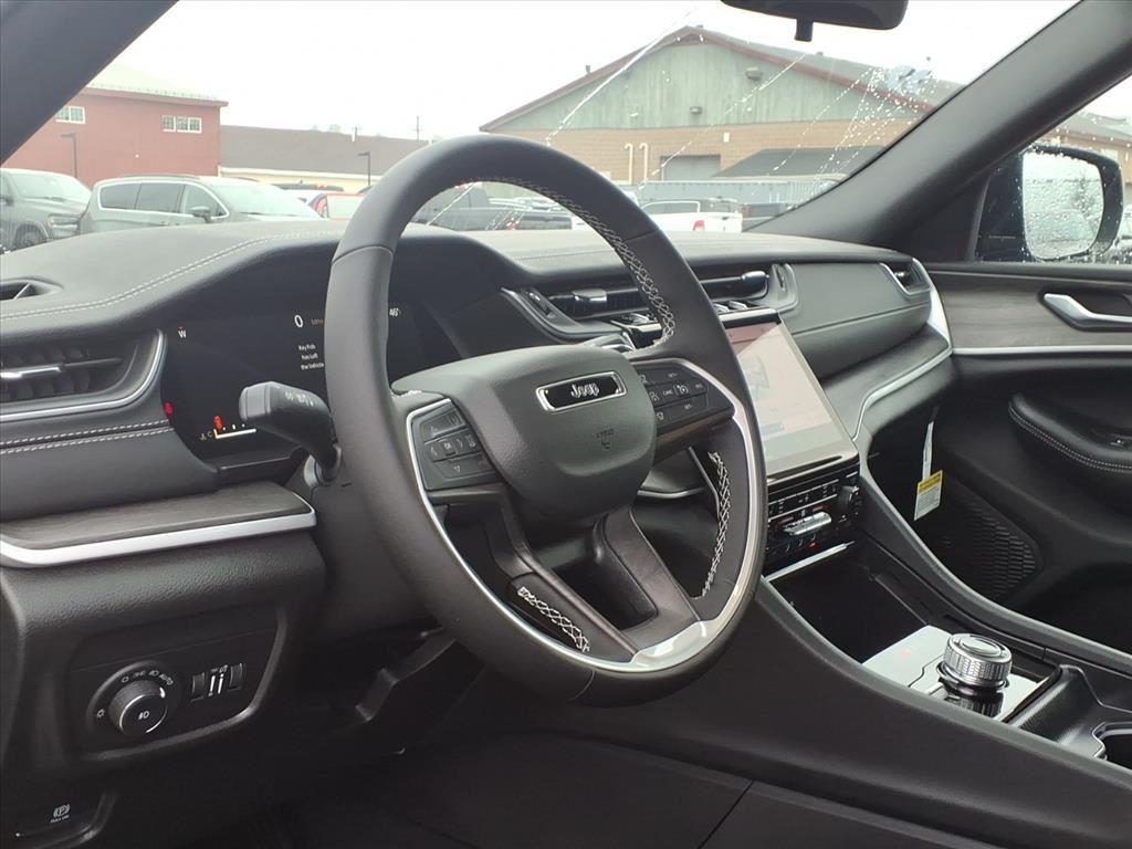 new 2025 Jeep Grand Cherokee L car, priced at $50,416