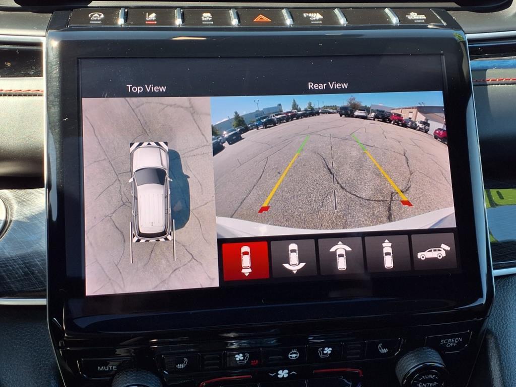 used 2022 Jeep Grand Cherokee car, priced at $40,999