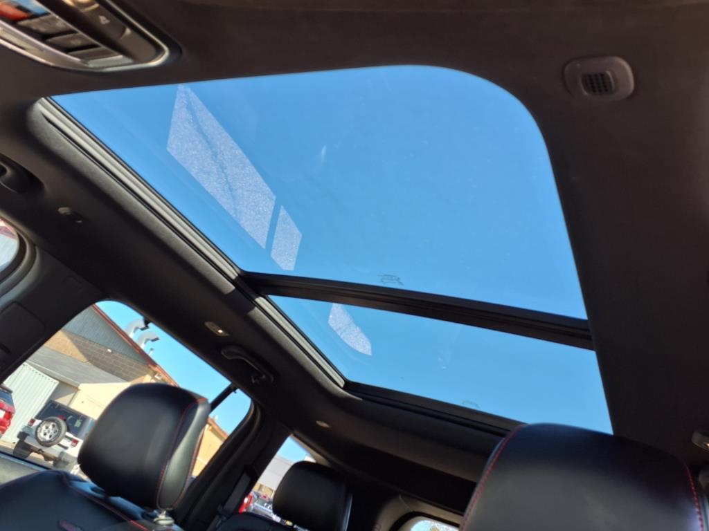 used 2022 Jeep Grand Cherokee car, priced at $40,999