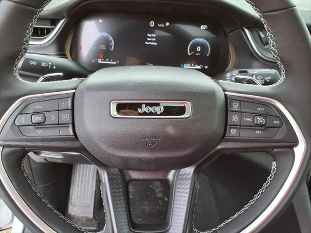 new 2025 Jeep Grand Cherokee car, priced at $44,560