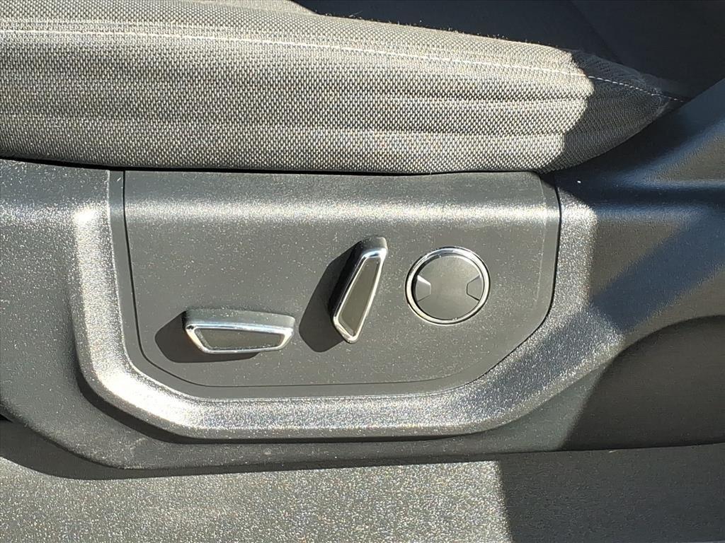 used 2016 Ford F-150 car, priced at $24,999