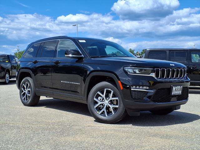 new 2025 Jeep Grand Cherokee car, priced at $48,391