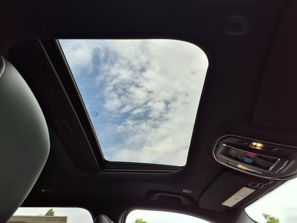 new 2025 Jeep Grand Cherokee L car, priced at $43,122