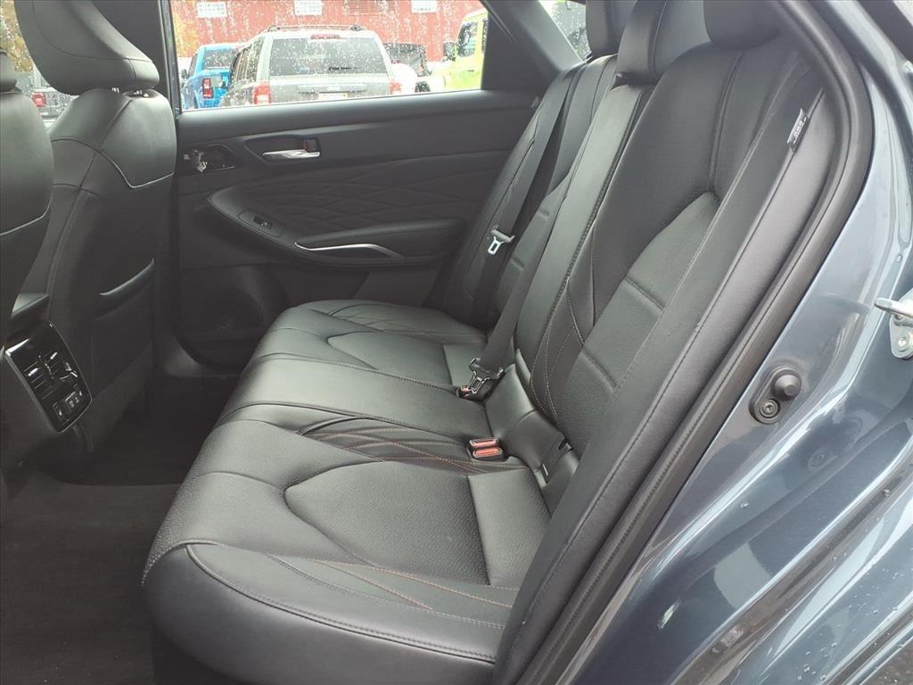 used 2021 Toyota Avalon Hybrid car, priced at $31,999