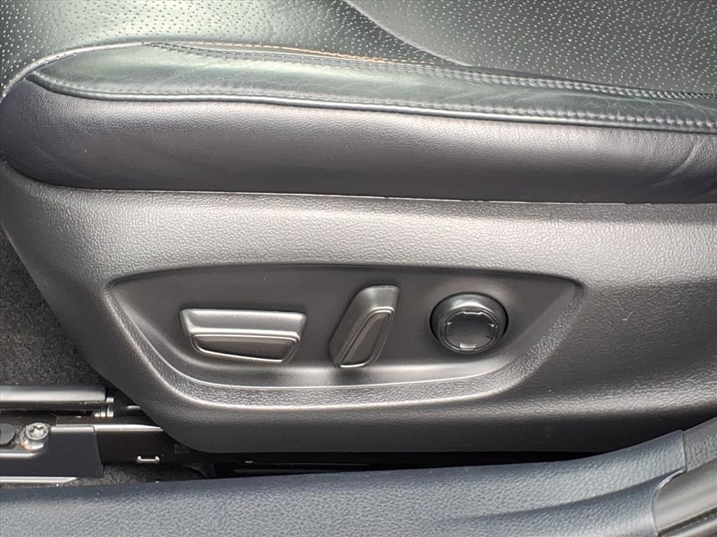 used 2021 Toyota Avalon Hybrid car, priced at $31,999