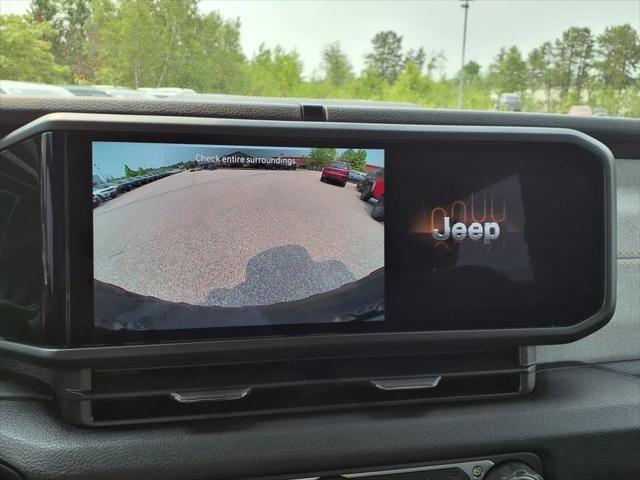 new 2025 Jeep Wrangler car, priced at $50,172