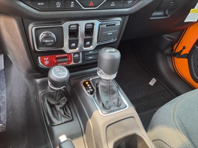 new 2025 Jeep Wrangler car, priced at $50,172