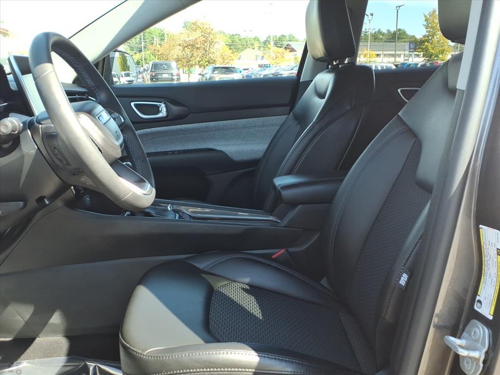 used 2022 Jeep Compass car, priced at $24,999