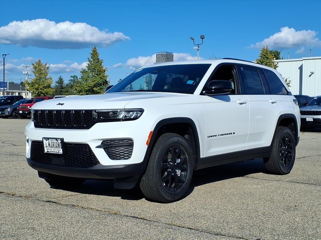 new 2025 Jeep Grand Cherokee car, priced at $42,796