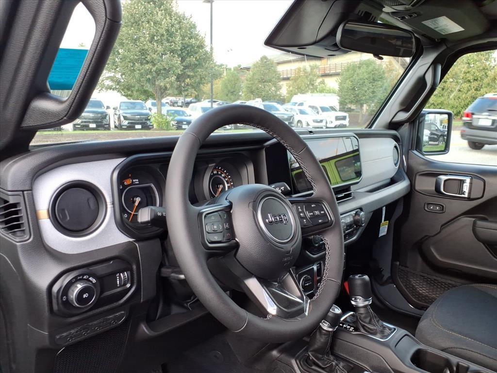 new 2025 Jeep Wrangler car, priced at $42,559