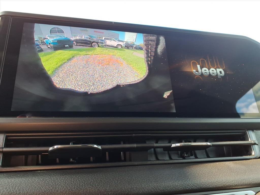 new 2025 Jeep Wrangler car, priced at $42,559