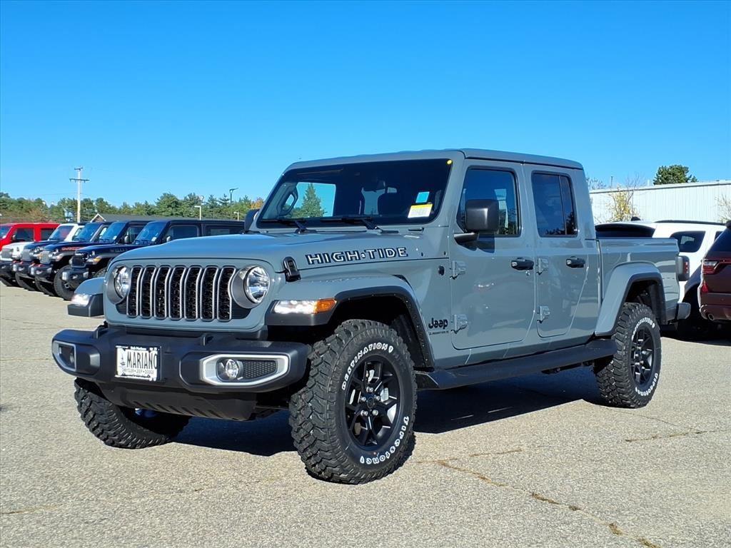 new 2025 Jeep Gladiator car, priced at $45,101