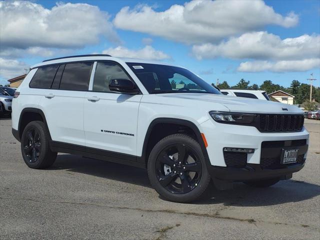 new 2024 Jeep Grand Cherokee L car, priced at $58,035