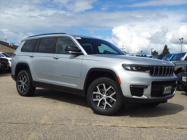 new 2024 Jeep Grand Cherokee L car, priced at $52,295