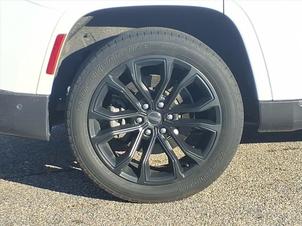 used 2022 Jeep Grand Wagoneer car, priced at $59,999