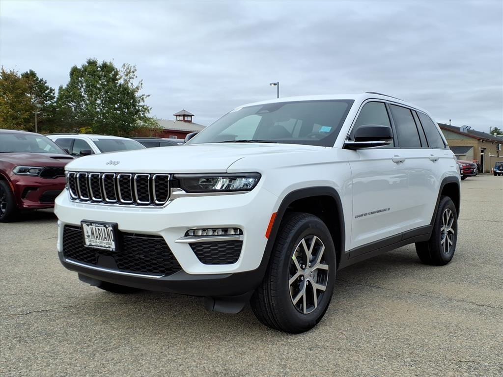 new 2025 Jeep Grand Cherokee car, priced at $46,343