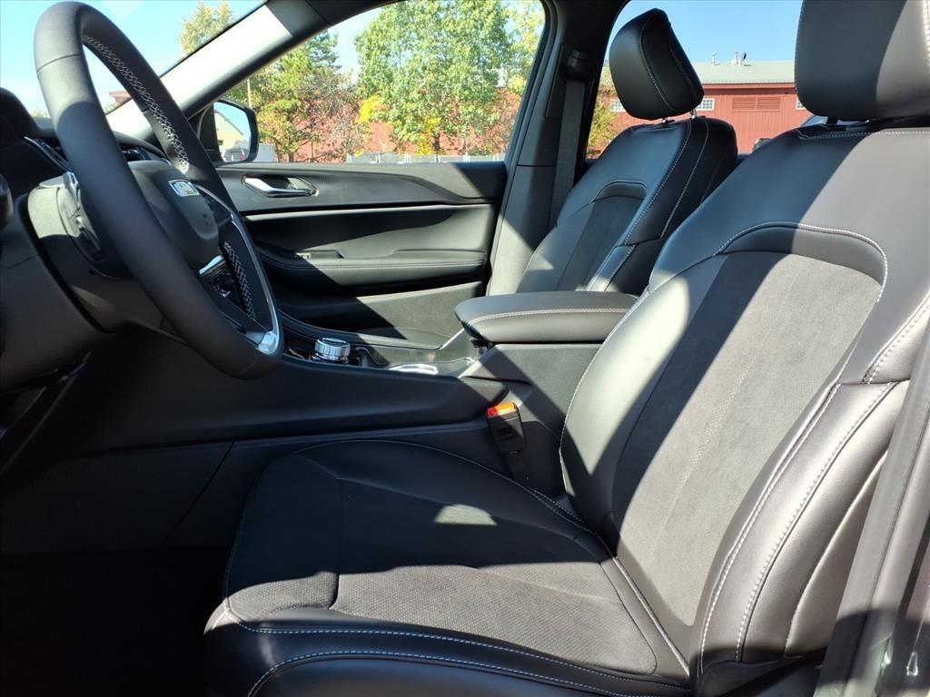 new 2025 Jeep Grand Cherokee L car, priced at $44,631