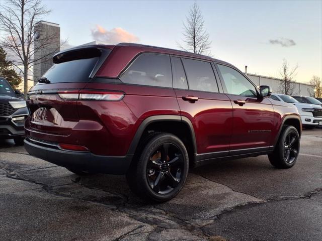 used 2024 Jeep Grand Cherokee car, priced at $40,999