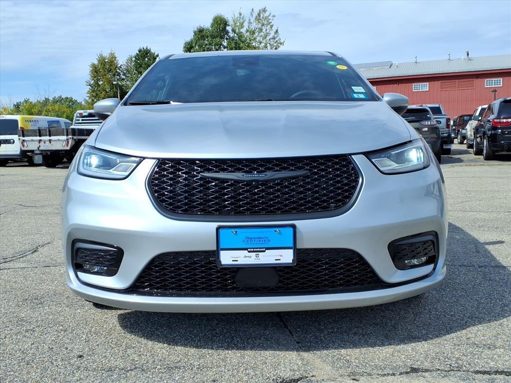 used 2023 Chrysler Pacifica Hybrid car, priced at $36,999