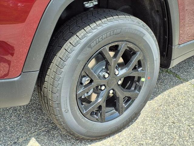 new 2025 Jeep Grand Cherokee car, priced at $42,710