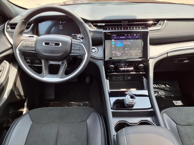 new 2025 Jeep Grand Cherokee car, priced at $42,710
