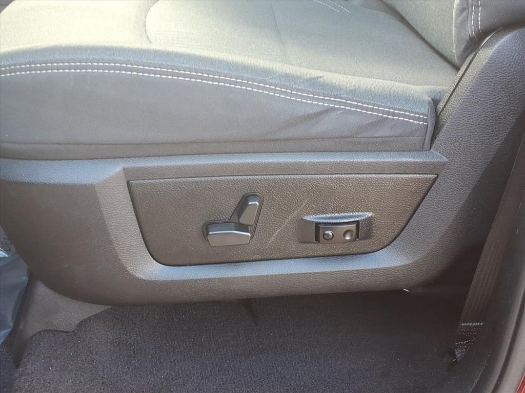 used 2022 Ram 1500 Classic car, priced at $31,999